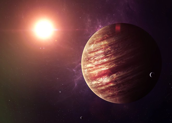 Jupiter je planet rasti, sreče, optimizma in vere, ki nam pomaga, da v življenju najdemo globlji smisel, hkrati pa smo lahko zaradi njegovega vpliva nagnjeni k pretiravanju in samopomilovanju. FOTO: Shutterstock
