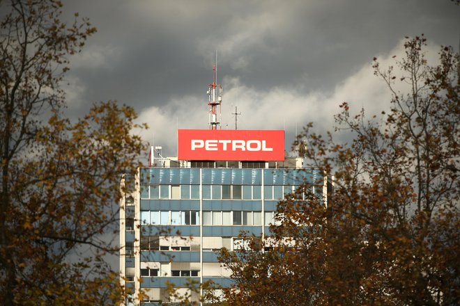 Vrednost delnice Petrola je v zadnjem tednu decembra prekoračila 500 evrov. FOTO: Jure Eržen

