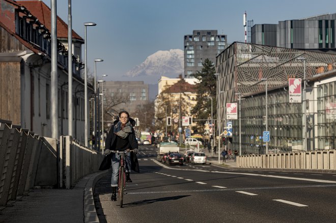 BDP na prebivalca bo zrasel za šest odstotkov. FOTO: Voranc Vogel/Delo
