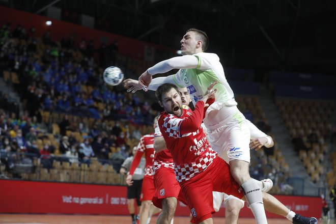 Slovenija se utegne s Hrvaško meriti tudi na EP. FOTO: Leon Vidic
