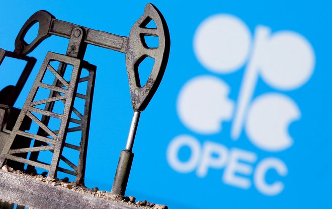 Ni jasno, ali bo Opec v resnici povečal črpanje nafte.

FOTO: Dado Ruvič/Reuters
