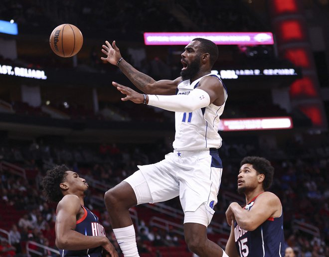 Ob odsotnosti Luke Dončića je v majici Dallasa opozoril nase Tim Hardaway mlajšui. FOTO: Troy Taormina/Usa Today Sports
