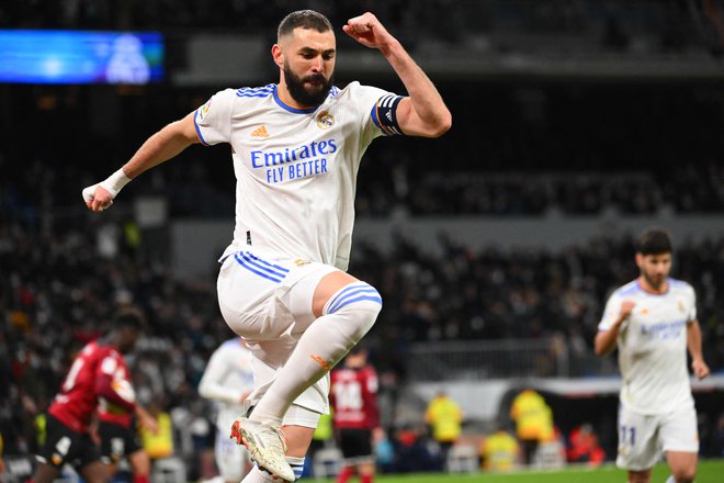 Karim Benzema je dvakrat zatresel mrežo Valencie. FOTO: Gabriel Bouys/AFP
