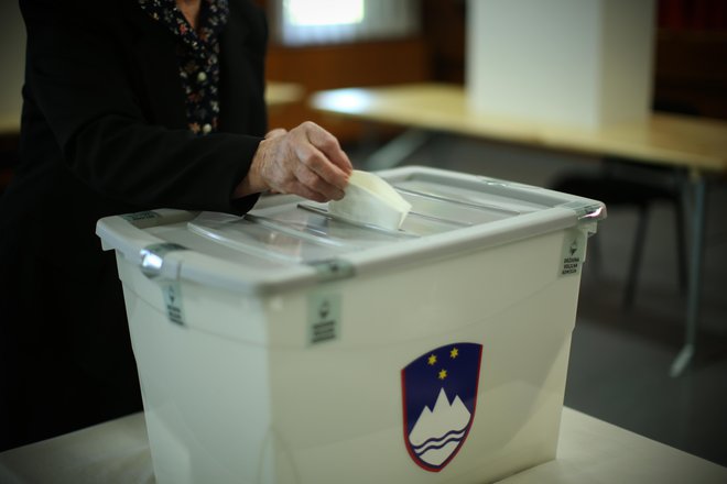 Parlamentarne volitve 2022 bodo prve v času pandemije. FOTO: Jure Eržen/Delo
