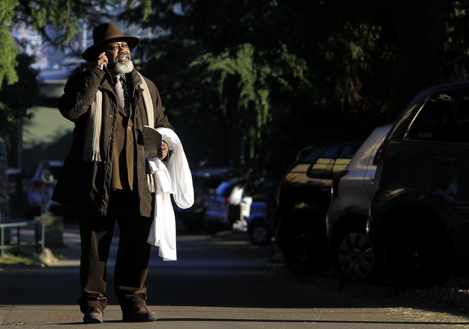 Kossi Komla-Ebri: Če imajo ljudje v Afriki dostop do cepiva, ga gotovo ne zavračajo tako množično kot v Evropi. FOTO: Alessandro Garofalo/Reuters
