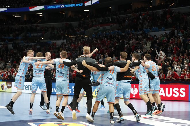 Madžari so prvenstvo začeli kot v nočni mori.&nbsp;FOTO: Bernadett Szabo/Reuters
