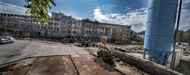 Rušitvena dela so že zaključili. FOTO: Branko Čeak
