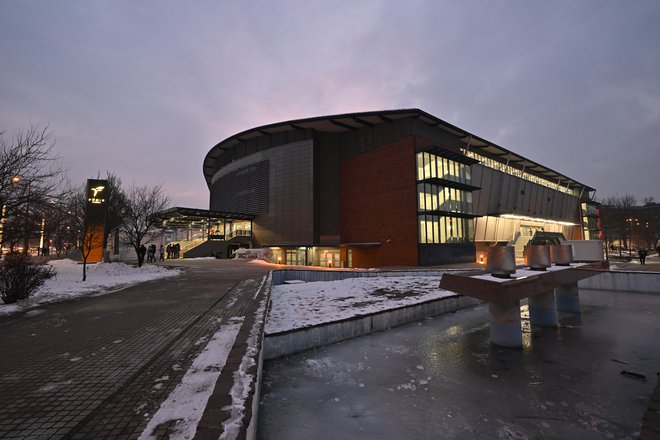 Fönix Arena v Debrecenu je mehurček sredi covidnega ravnodušja. FOTO: Marton Monus/Reuters

