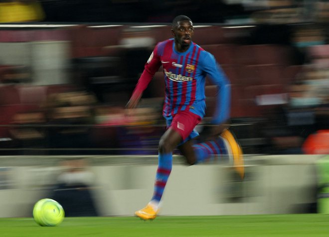 Ousmane Dembele že odšteva dneve pri Barceloni, ki je sinoči v Bilbau izgubila v osmini finala kraljevega pokala. FOTO: Albert Gea/Reuters
