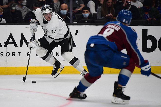 Anže Kopitar (levo) je z golom svojo nalogo izpolnil, a Los Angeles Kings je ni. FOTO: Gary A. Vasquez/Usa Today Sports
