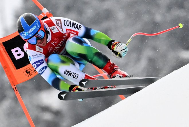 Miha Hrobat se je izkazal na najudarnejši progi na svetu v Kitzbühlu. FOTO: Joe Klamar/AFP
