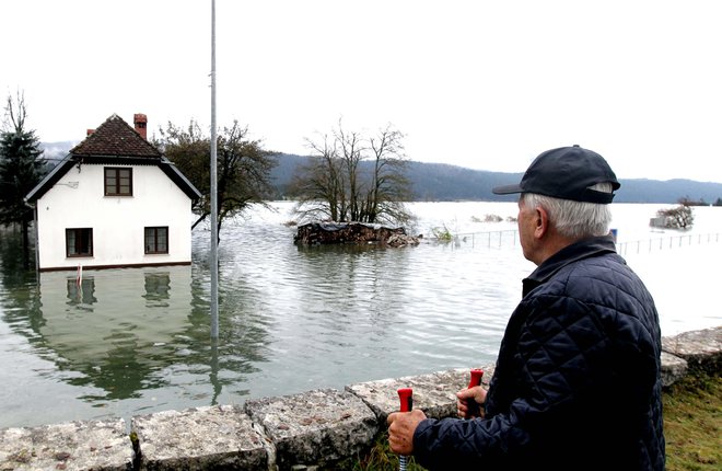 Ogrevanje je danes več desetkrat hitrejše kot kadarkoli v geološki zgodovini. To pomeni težave za vse življenje na Zemlji, še bolj pa za naše družbene ali ekonomske sisteme, ki se morajo temu prilagoditi. FOTO: Ljubo Vukelič/Delo
