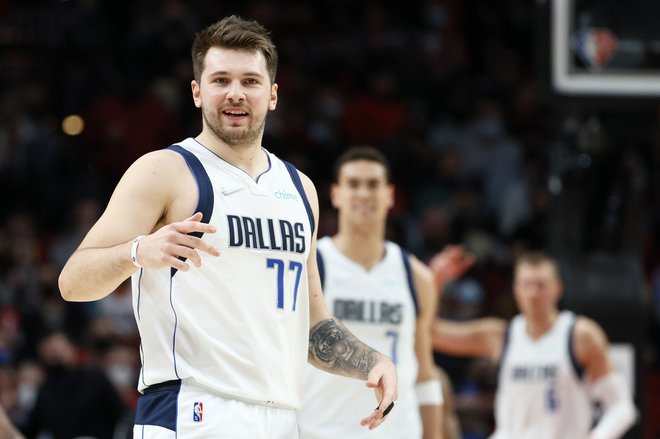 Luka Dončić je vpisal nov trojni dvojček. FOTO: Steph Chambers/AFP
