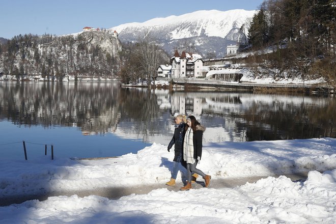 Minister za gospodarstvo Zdravko Počivalšek ob negativnem odzivu javnosti na madžarski interes ponavlja, da država ne prodaja svojega deleža v Savi ter da to počne zasebni sklad York. FOTO: Leon Vidic/Delo
