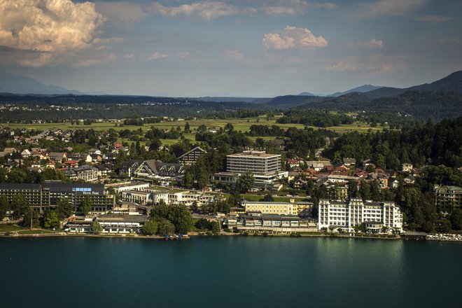 Sava je po veljavni strategiji turizma sicer predvidena kot najpomembnejši člen državnega turističnega holdinga, saj je lastnica daleč največjega turističnega podjetja pri nas, ki ima številne hotele na Obali, Bledu in v vzhodni Sloveniji. FOTO: Voranc Vogel/Delo
