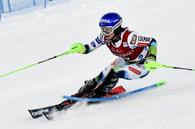 Andreja Slokar je prebolela okužbo s koronavirusom in se vrnila na smučišče. FOTO:&nbsp;Reuters
