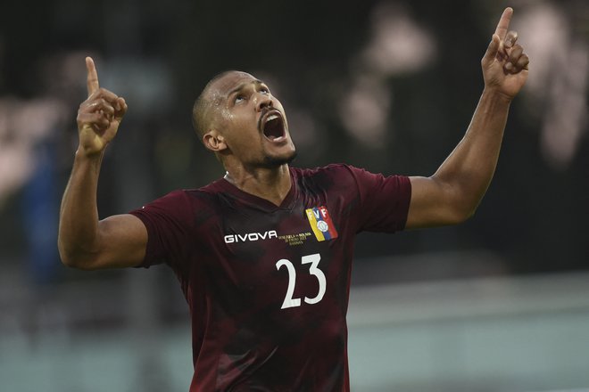 Venezuelski as Salomon Rondon je zabil tri gole Boliviji. FOTO: Pedro Rances Mattey/AFP
