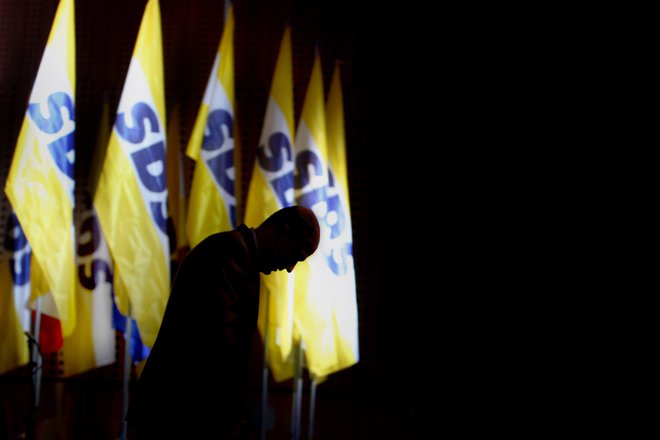 Obeta se burna seja nadzornega sveta Pošte Slovenije o izbiri generalnega direktorja. FOTO: Jure Eržen/Delo
