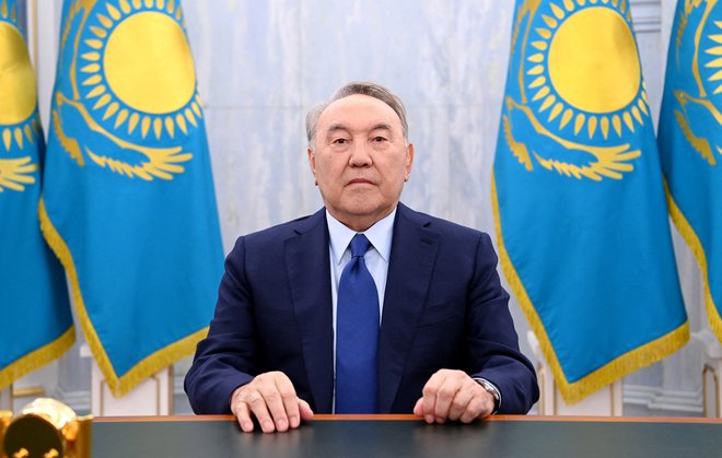 Nursultan Nazarbajev je do nedavnih množičnih protestov veljal za dosmrtnega voditelja Kazahstana. FOTO Elbasy.kz/Reuters

