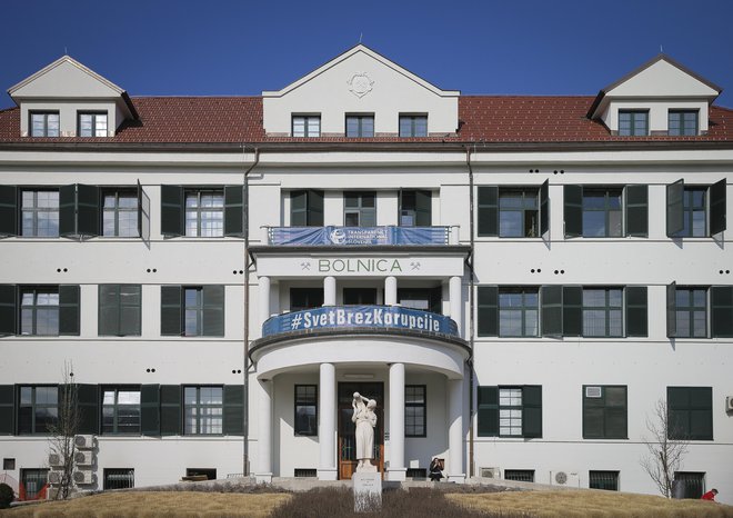 Splošna bolnišnica Trbovlje. FOTO: Jože Suhadolnik/Delo
