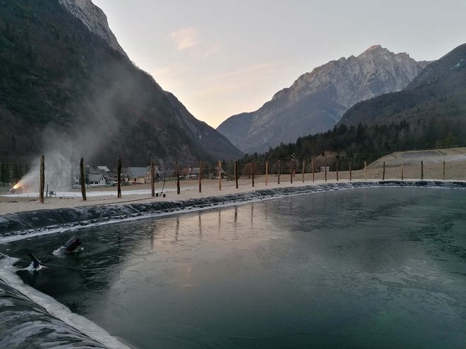 Zadrževalnik vode je v veliko pomoč pri umetnem zasneževanju. FOTO: Danijel Mrak
