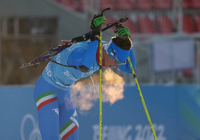 Tudi italijanski biatlonci spoznavajo kitajsko hladno vreme. FOTO: Athit Perawongmetha/Reuters
