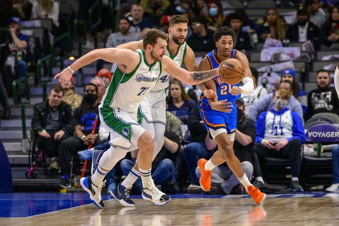 Luka Dončić je imel odličen večer, a slabšega so imeli njegovi soigralci. Oklahoma je presenetljivo prišla do zmage v Dallasu. FOTO: Jerome Miron/Usa Today Sports
