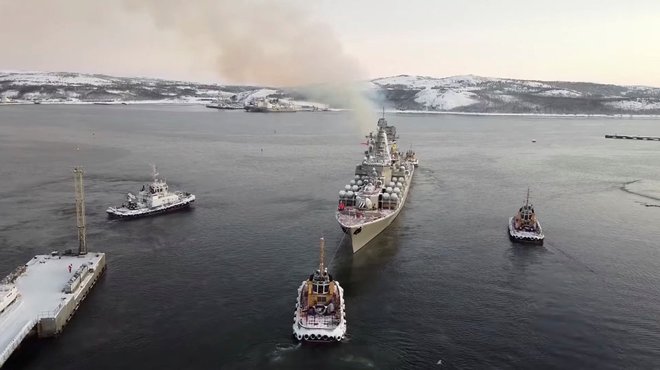 Vojna ladja ruske mornarice Maršal Ustinov je konec januarja sodelovala na vajah v Barentsovem morju. FOTO:&nbsp;Reuters
