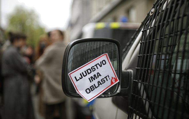 Politikov ne sodite po njihovih besedah, ampak dosedanjih dejanjih. FOTO: Blaž Samec
