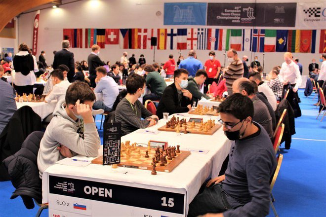 Slovenija je lani uspešno organizirala ekipon šahovsko evropsko prvenstvo. FOTO: ŠZS
