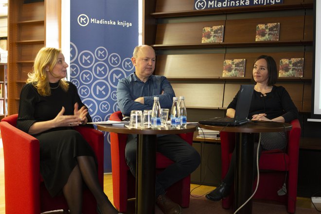 Knjižni program 2022 so predstavili Alenka Kepic Mohar, Andrej Ilc in Urška Kaloper. Foto Saša Kovačič
