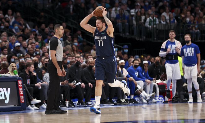 Februarska vročica Luke Dončića je impresivna, povprečje 31 točk na tekmo je danes z 51 točkami krepko dvignil. FOTO: Kevin Jairaj/Usa Today Sports
