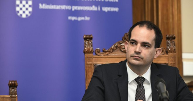 Hrvaški minister za pravosodje in javno upravo Ivan Malenica se bo lotil &raquo;počasnega in neučinkovitega&laquo; sodstva. FOTO: Nikša Stipanićev/Cropix
