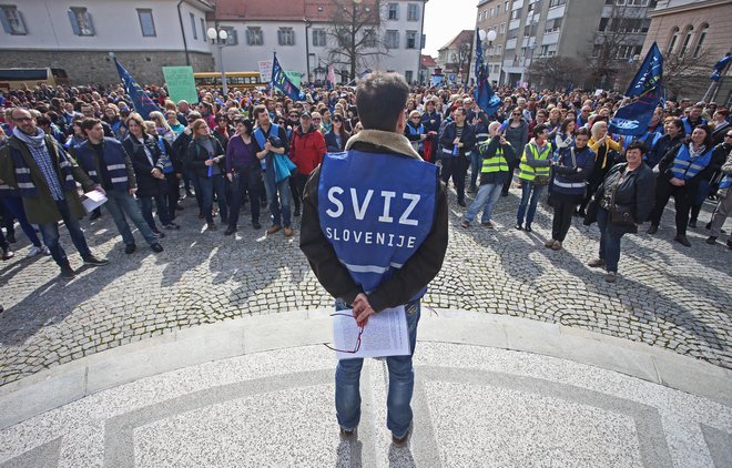 Stavka se bo začela 9. marca, ko bodo šole in vrtci zaprti, trajala pa bo vse dotlej, dokler vlada s šolniki ne bo sklenila stavkovnega sporazuma,&nbsp;je napovedal glavni tajnik Sviza&nbsp;Branimir Štrukelj. FOTO: Tadej Regent/0Delo
