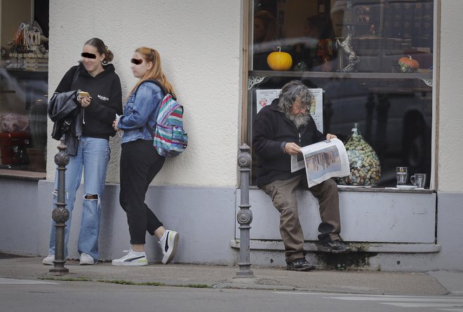 Po mnenju nekaterih resolucija vsebinsko ni dovolj konkreten dokument. Ne vsebuje merljivih ciljev, terminskih in finančnih načrtov. FOTO Jože Suhadolnik/Delo
