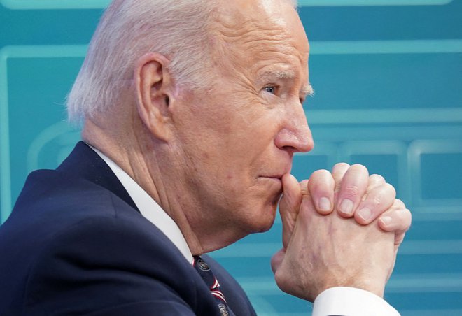 Ameriški predsednik Joe Biden že nekaj časa opozarja pred ruskimi akcijami.&nbsp;&nbsp;Foto Kevin Lamarque/Reuters
