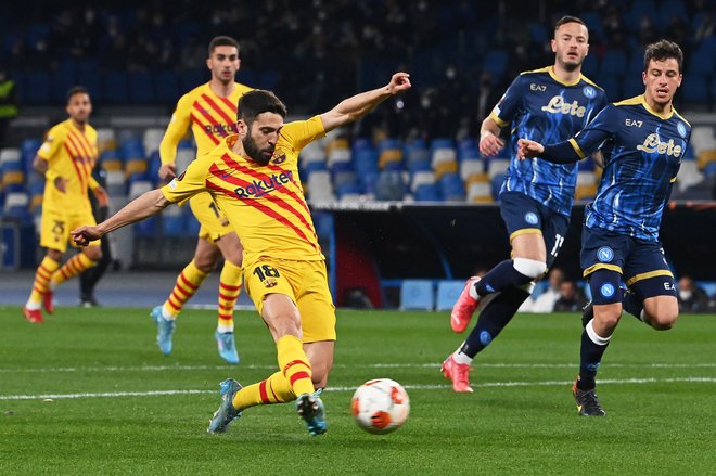 Jordi Alba je prvi načel mrežo Napolija. FOTO: Andreas Solaro/AFP
