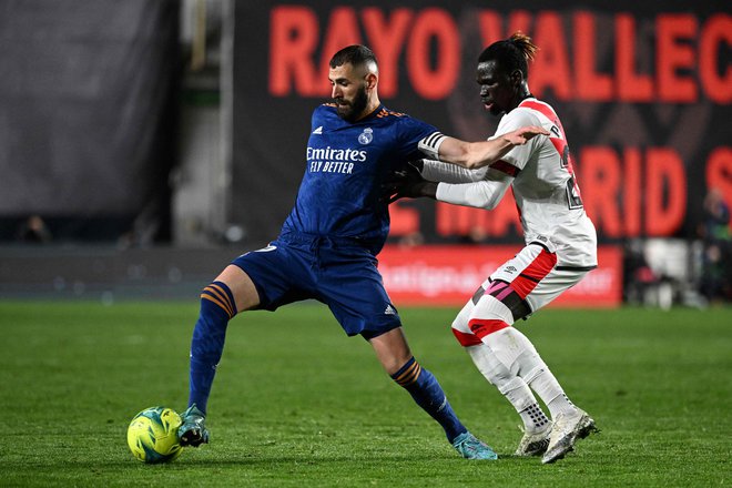 Karim Benzema je dosegel edini zadetek za zmago Real Madrida.  FOTO:Gabriel Bouys/AFP
