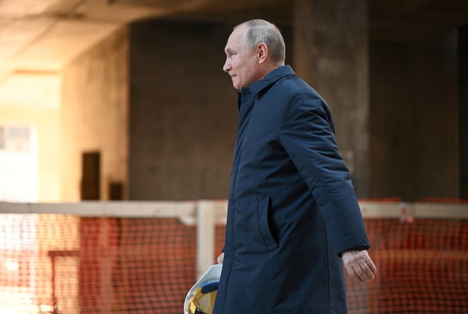 Če bo hotela, da jo ruski predsednik Vladimir Putin pusti pri miru, se bo morala Ukrajina odpovedati tudi Krimu.&nbsp;FOTO: Sputnik Via Reuters

