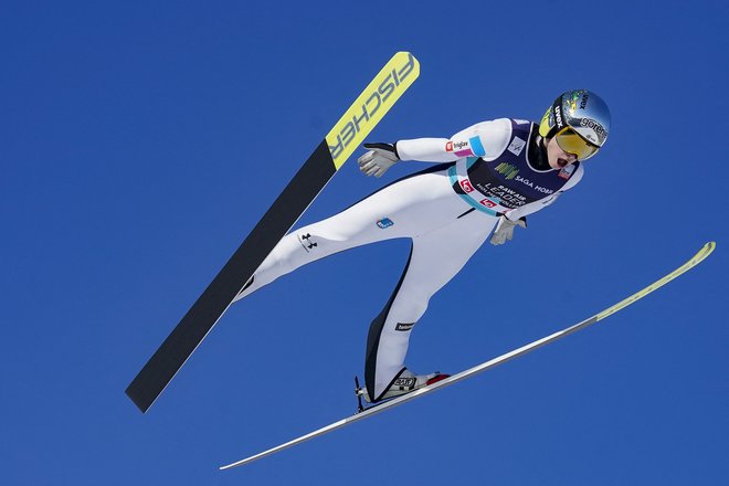 Niki&nbsp;Križnar se obeta zmaga na turneji Raw Air. FOTO: Terje Bendiksby/AFP
