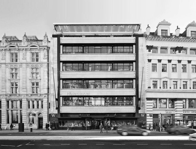 Waterstones na londonskem Piccadillyju, največja klasična knjigarna v Evropi FOTO:&nbsp; Waterstones
