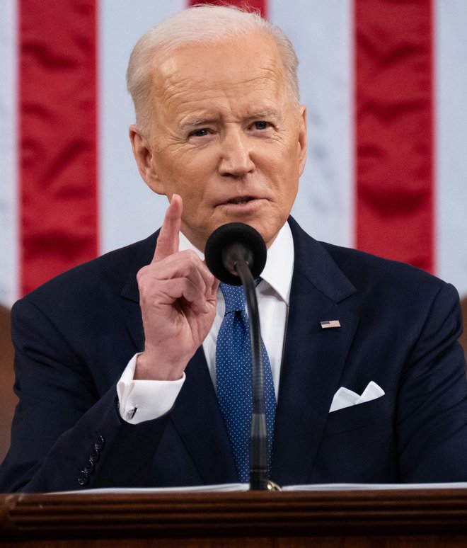 Joe Biden je v imenu varovanja okolja že prvi dan v Beli hiši začel obračunavati s hidravličnim lomljenjem. Foto Saul Loeb/AFP
