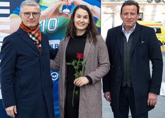 Franjo Bobinac, Tjaša Stanko in Bojan Šrot so odprli odštevalnik do EP. FOTO: RZS&nbsp;
