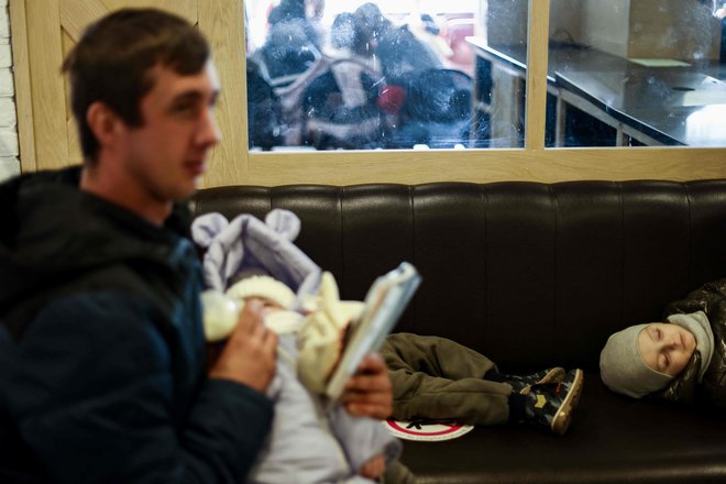 Začasna zaščita traja eno leto in se lahko podaljša še največ dvakrat po šest mesecev.&nbsp; FOTO: Kenzo Tribouillard/AFP
