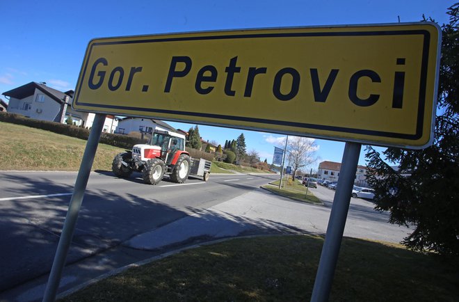 Gornji Petrovci, že desetletje najbolj zadolžena občina v Sloveniji. FOTO: Tadej Regent
