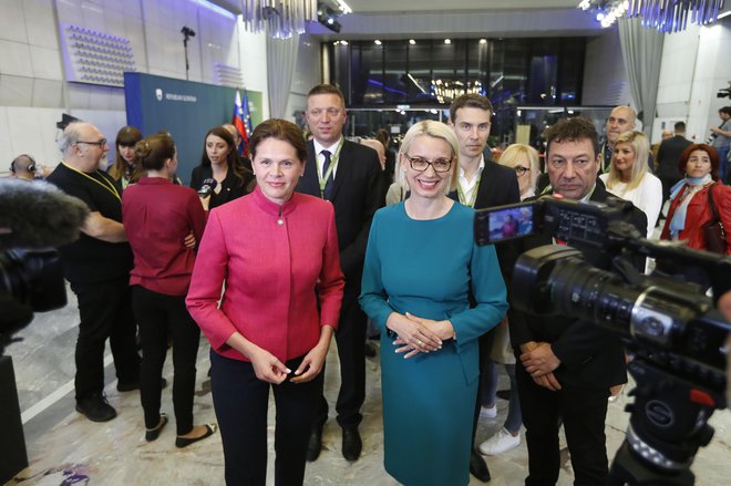 Po kandidaturi na evropskih volitvah se bo Angelika Mlinar SAB pridružila tudi na parlamentarnih volitvah. FOTO: Leon Vidic/Delo
