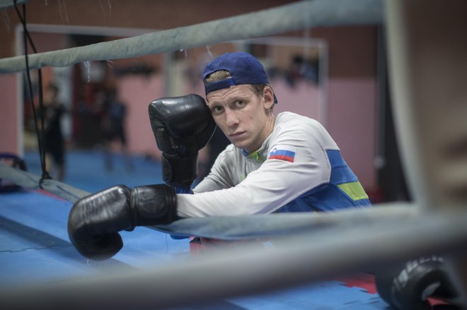 Tadej Černoga je tudi v Španiji potrdil, da sodi med favorite za kolajno na majskem evropskem prvenstvu. FOTO: Jure Eržen/Delo
