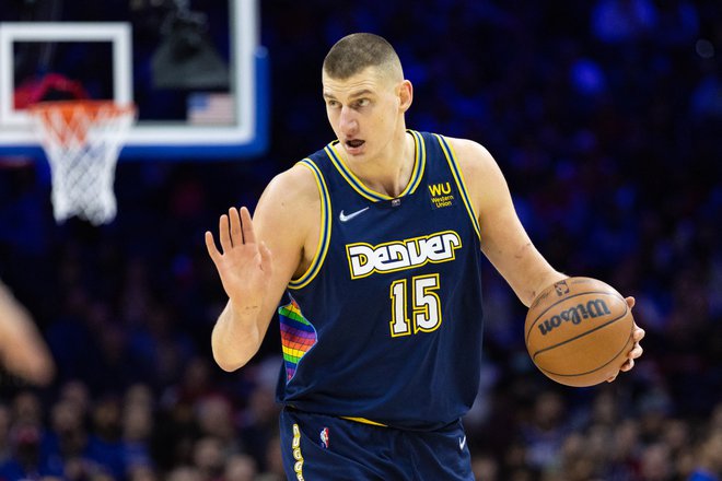 Nikola Jokić sodi med najboljše košarkarje v ligi NBA. FOTO: Bill Streicher/Usa Today Sports
