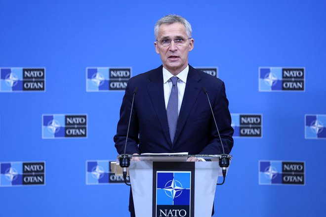 Generalni sekretar Nata Jens Stoltenberg je Rusijo pozval, naj ne uporabi kemičnega orožja. FOTO: Kenzo Tribouillard/AFP
