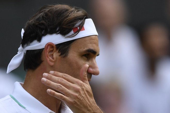 Roger Federer bo pomagal ukrajinskim otrokom, da bodo lahko nadaljevali izobraževanje. FOTO: Toby Melville/Reuters
